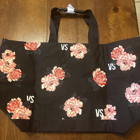 New Victoria Secret Black & Pink Floral Bag NWT Large Travel Bag - Picture 5 of 6